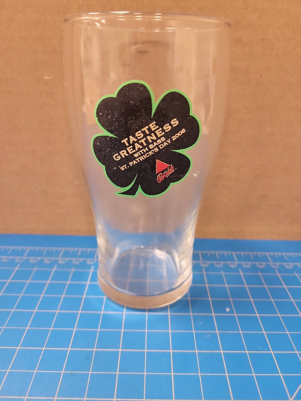 Bass Ale St Patricks Day 2006 Pint Glass Shamrock Clover Barware Collectible